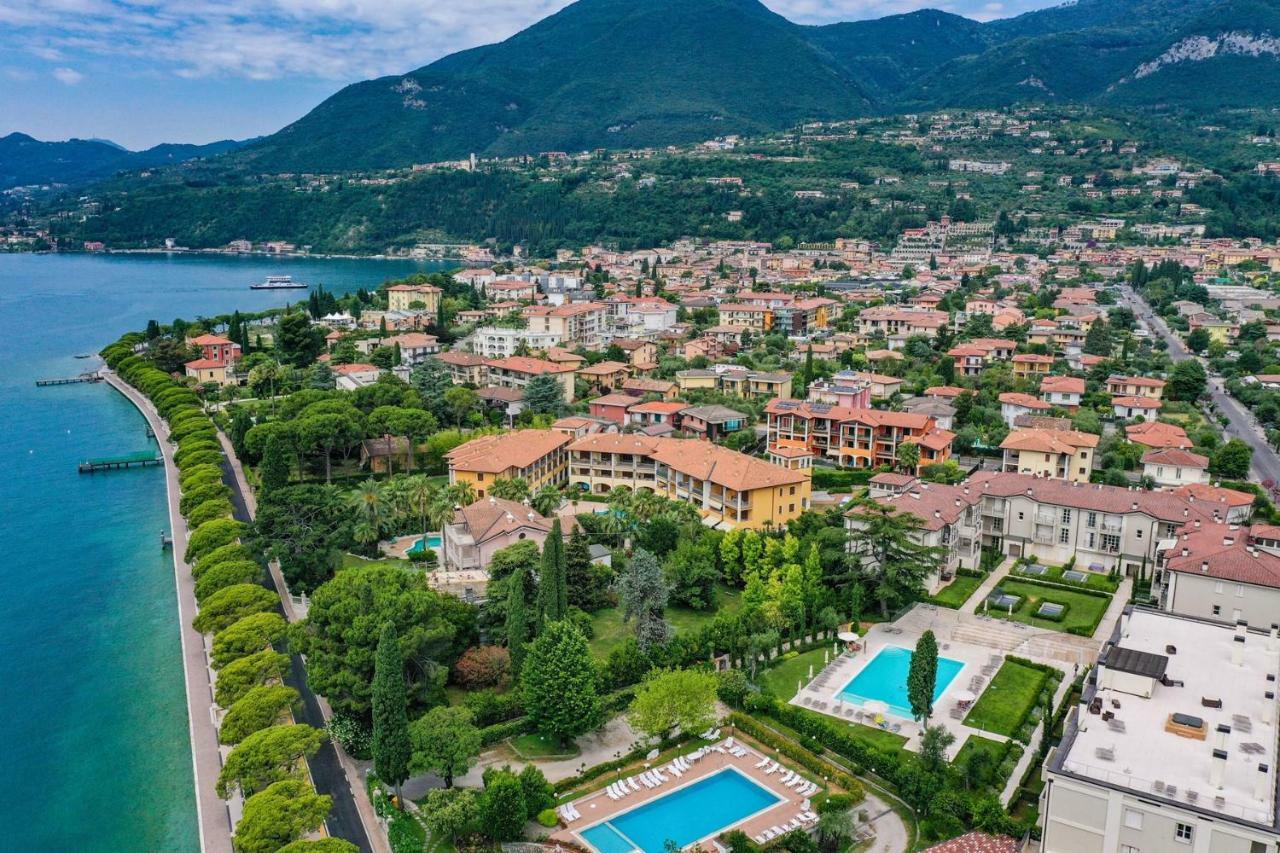 Corte Fasanella - Apartment Lilla Toscolano Maderno Luaran gambar